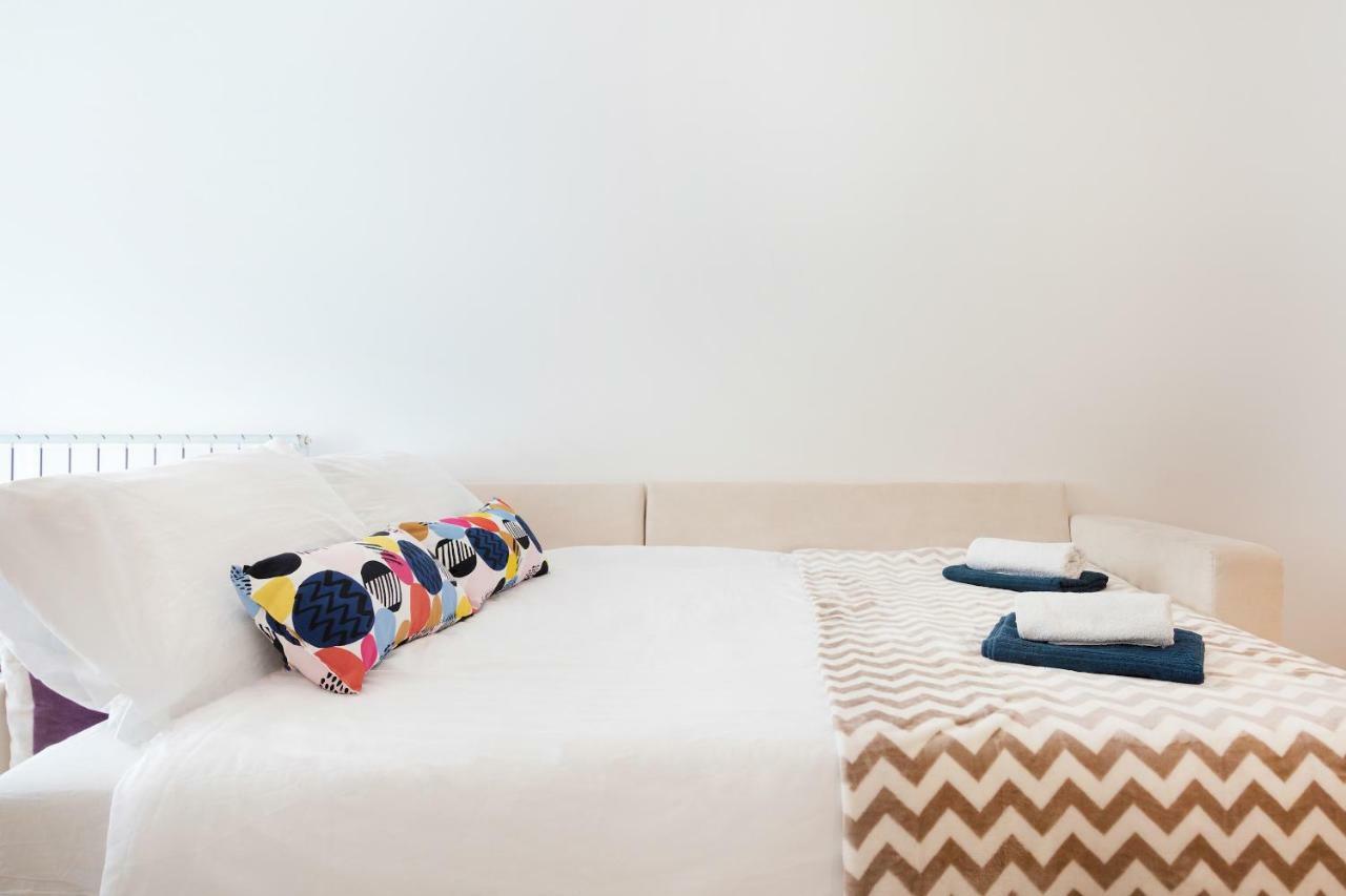 Cute And Sunny Studio In Zagreb With Balcony & Free Parking Kültér fotó