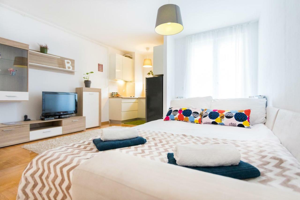 Cute And Sunny Studio In Zagreb With Balcony & Free Parking Kültér fotó
