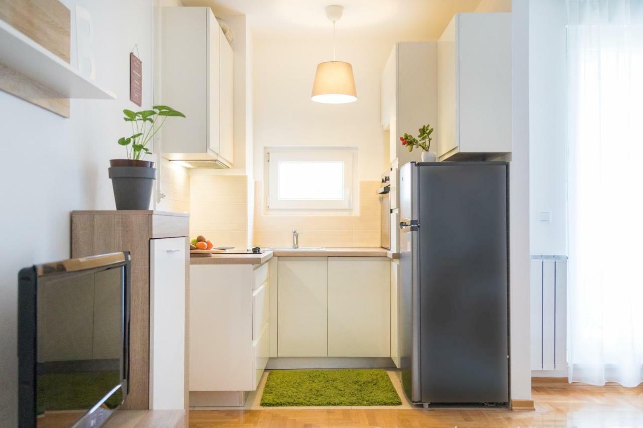 Cute And Sunny Studio In Zagreb With Balcony & Free Parking Kültér fotó